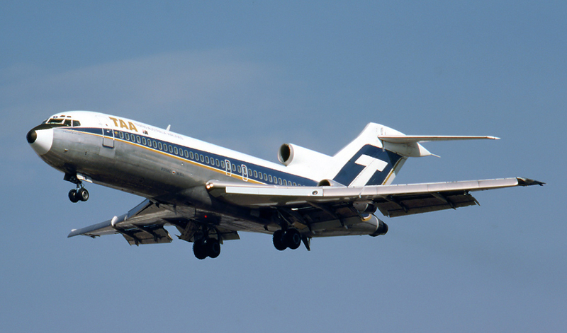A Trans Australia Airlines Boeing 727-76 on final approach to Brisbane Airport in 1977 (Daniel Tanner)
